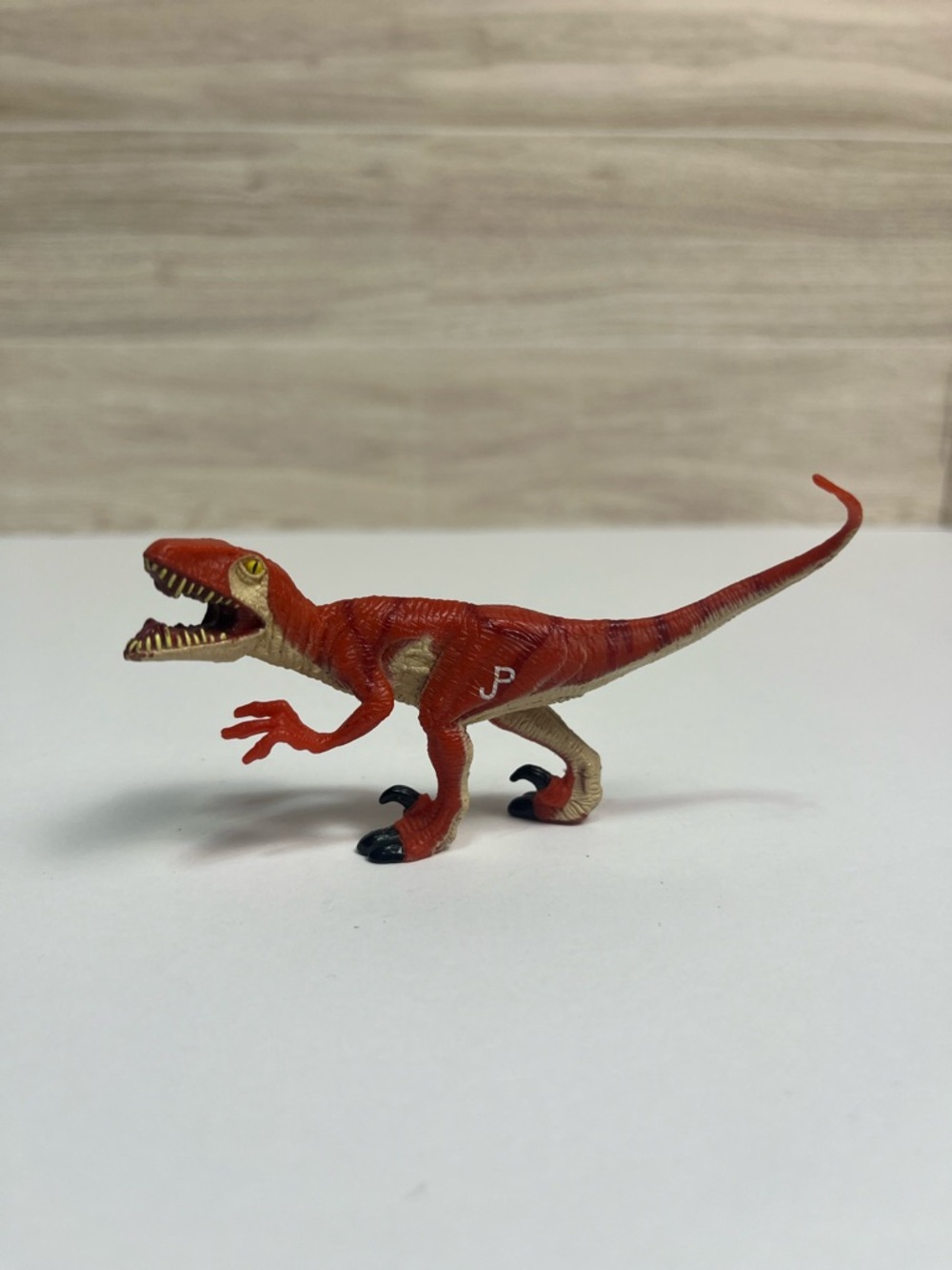 Vintage JURASSIC PARK 2K9 Dino Battlers VELOCIRAPTOR (Red) Figure Hasbro 2000